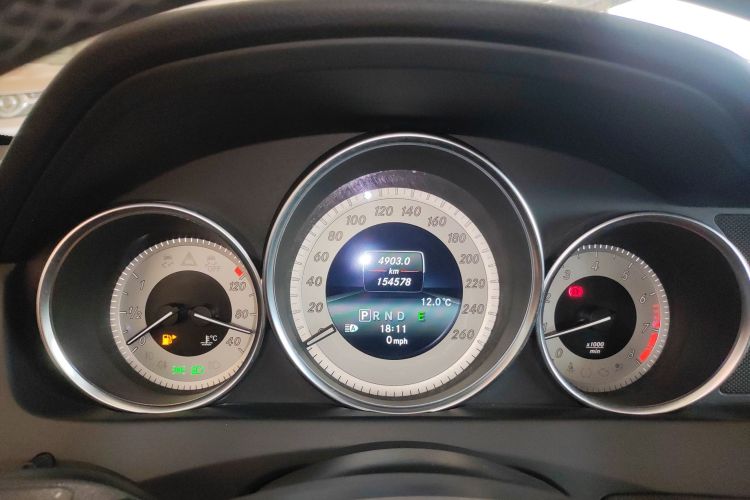 奔驰C级 2013款 C 260 时尚型 Grand Edition局部细节14