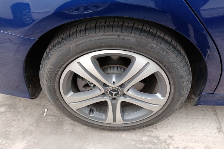 奔驰C级 2019款 C 260 L 运动版车身外观6008