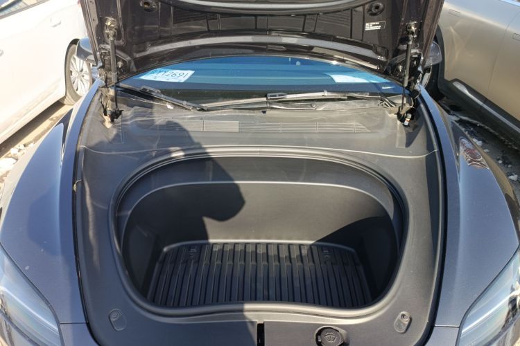 特斯拉 Model 3 2023款 长续航全轮驱动版机舱底盘24