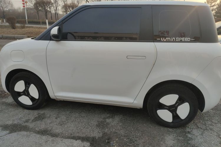 长安启源 长安Lumin 2023款 205km 香沁款车身外观4