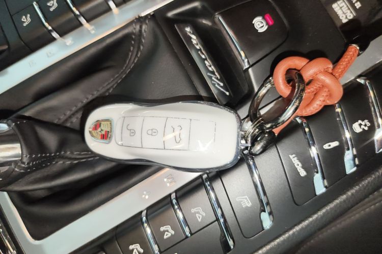 保时捷 2020款 Macan 2.0T中控内饰11