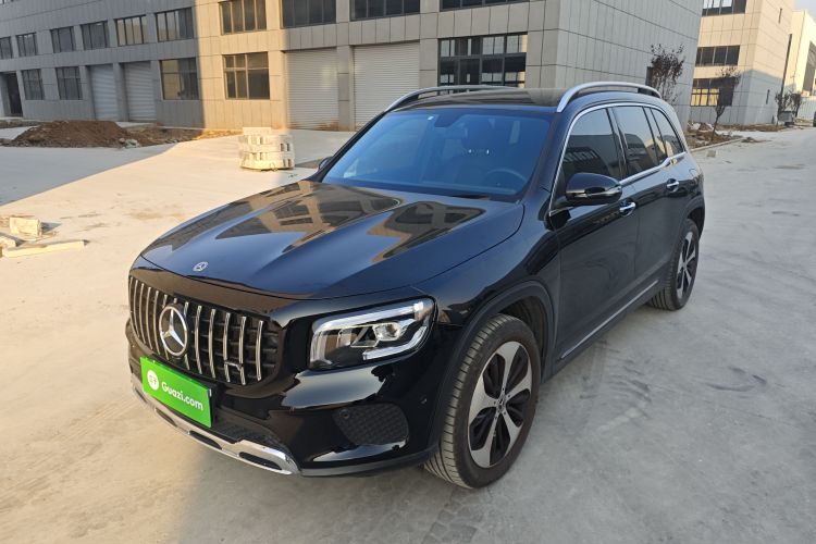 奔驰GLB 2022款 改款 GLB 200 时尚型车身外观1