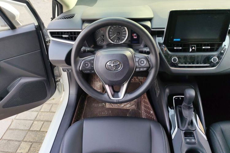 丰田 卡罗拉 2021款 TNGA 1.5L CVT精英版中控内饰13