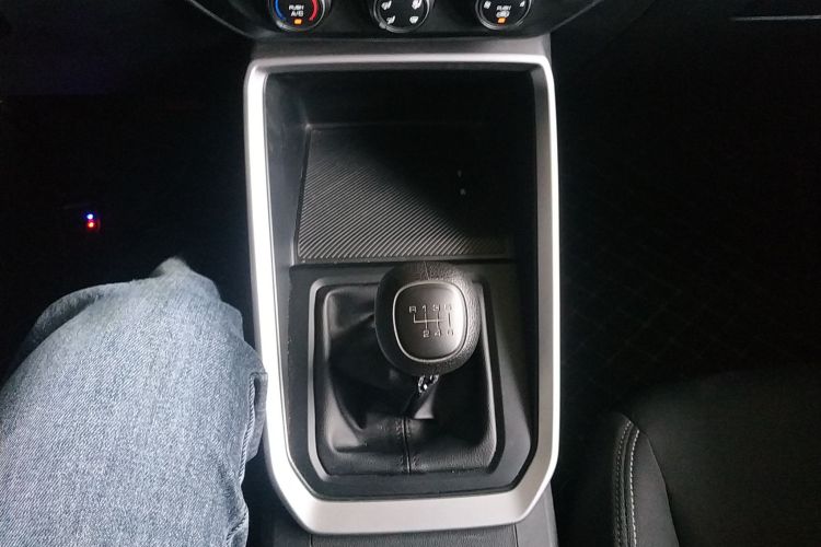 五菱汽车 五菱星驰 2022款 1.5L 手动自由型局部细节18