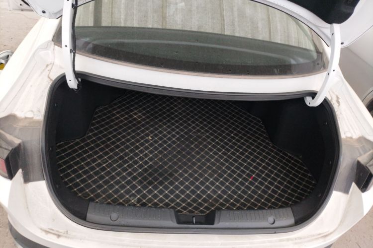 长安 逸达 2023款 蓝鲸NE 1.5T GDI DCT尊享型局部细节23