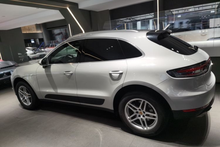 保时捷 2018款 Macan 2.0T车身外观6003