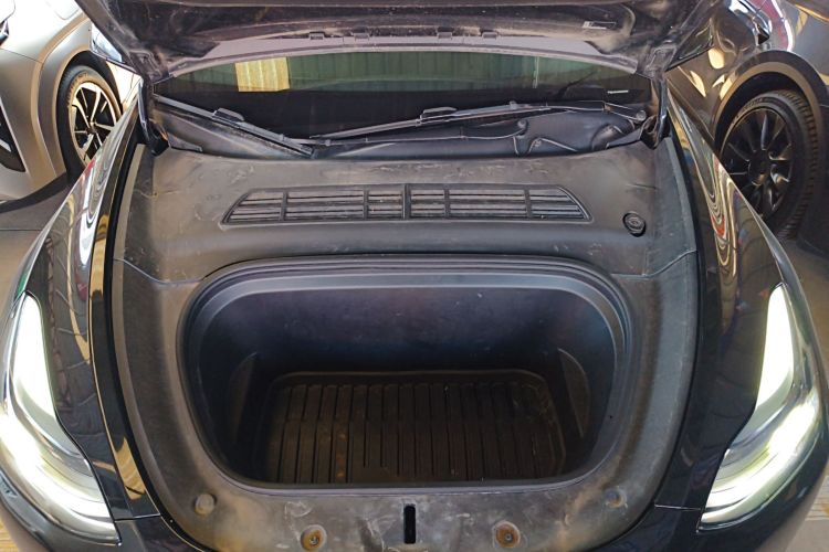 特斯拉 Model Y 2022款 改款 后轮驱动版局部细节24