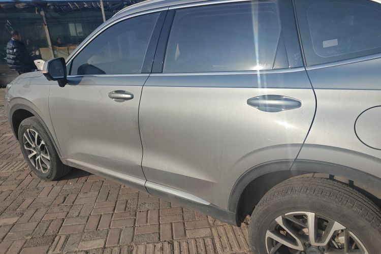 哈弗H6 2021款 第三代 1.5T 自动两驱Pro车身外观4