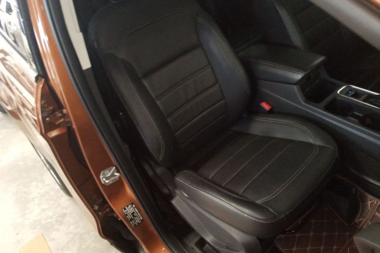 福特 翼虎 2017款 EcoBoost 180 两驱铂翼型局部细节41