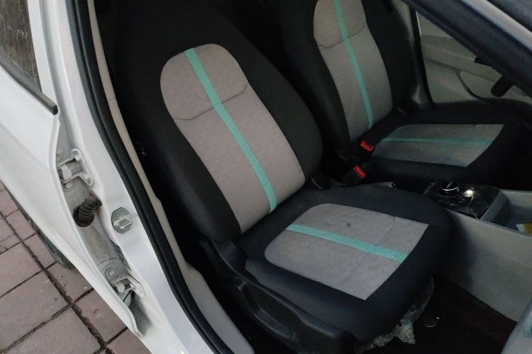 江铃集团新能源 易至EV2 2024款 201km 舒适型局部细节41