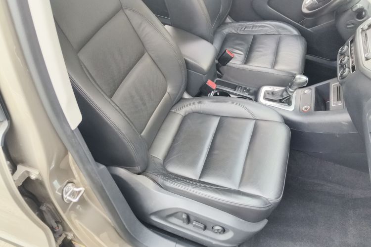 大众 途观 2015款 1.8TSI 自动两驱豪华型局部细节41