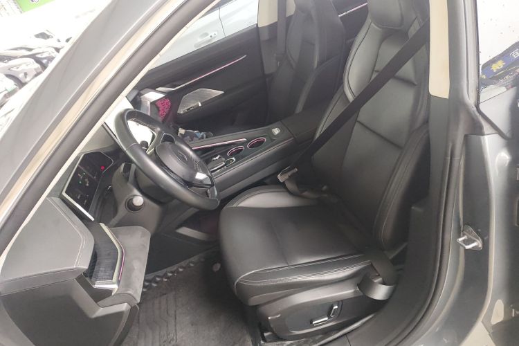 极氪001 2022款 长续航双电机 WE版中控内饰19