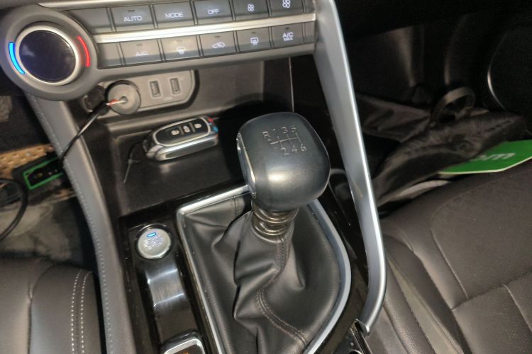 东风风神AX7 2021款 1.5T 手动质享版局部细节18