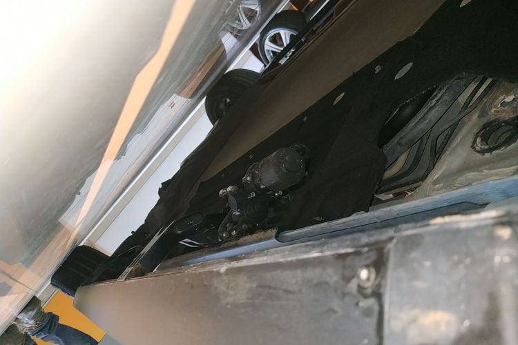 理想汽车 理想ONE 2021款 增程6座版局部细节9002