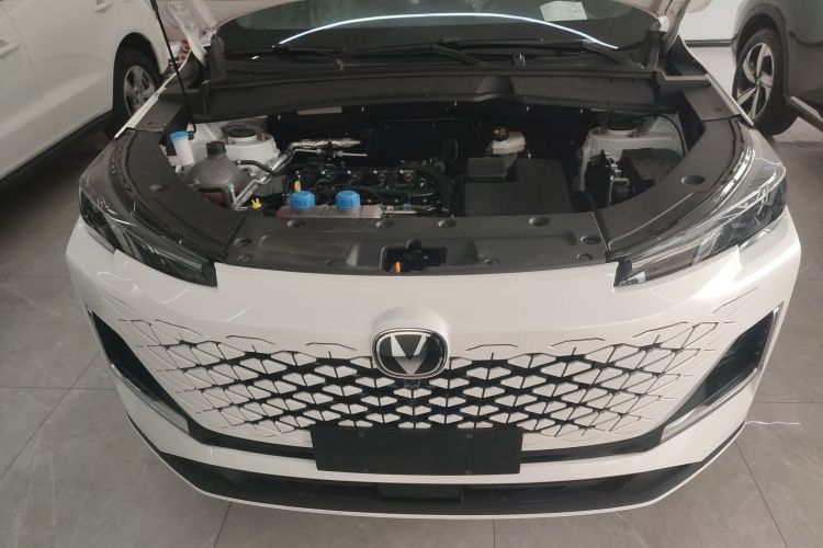 长安CS55PLUS PHEV 2025款 智慧新蓝鲸 125km 战舰版机舱底盘24