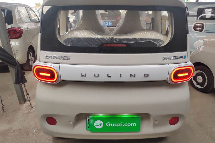 五菱汽车 宏光MINIEV 2024款 第三代 215km 青春版车身外观6