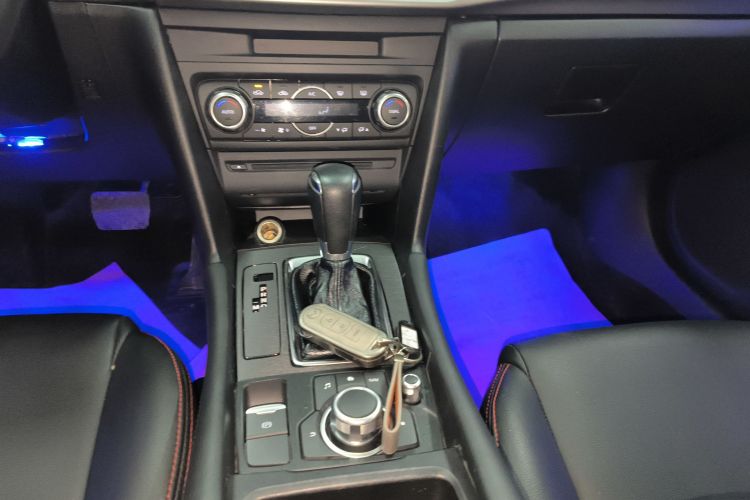 马自达3 昂克赛拉 2017款 两厢 1.5L 自动豪华型 国V中控内饰18