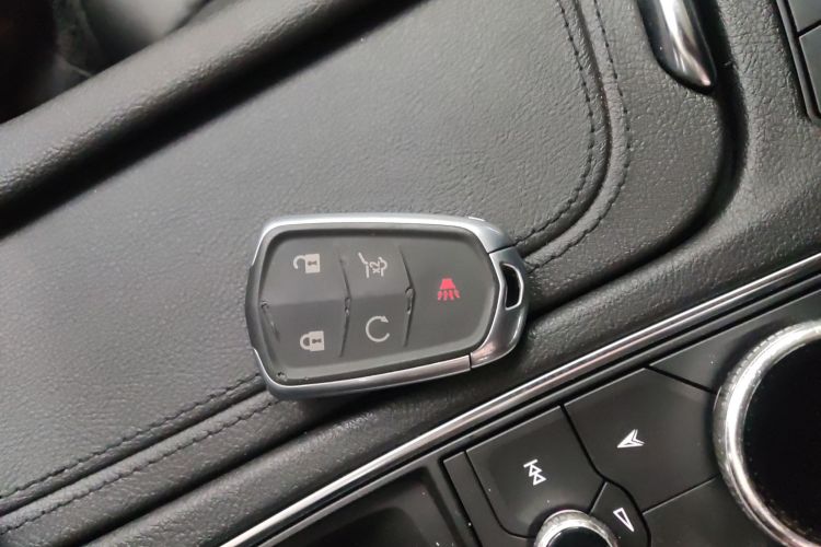 凯迪拉克XT6 2020款 28T 六座四驱豪华型中控内饰11