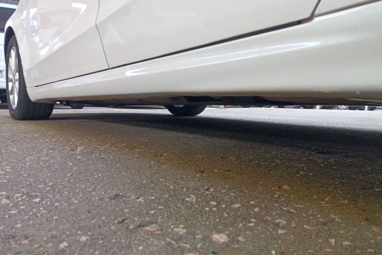 福特 蒙迪欧 2018款 EcoBoost 180 时尚型局部细节9002