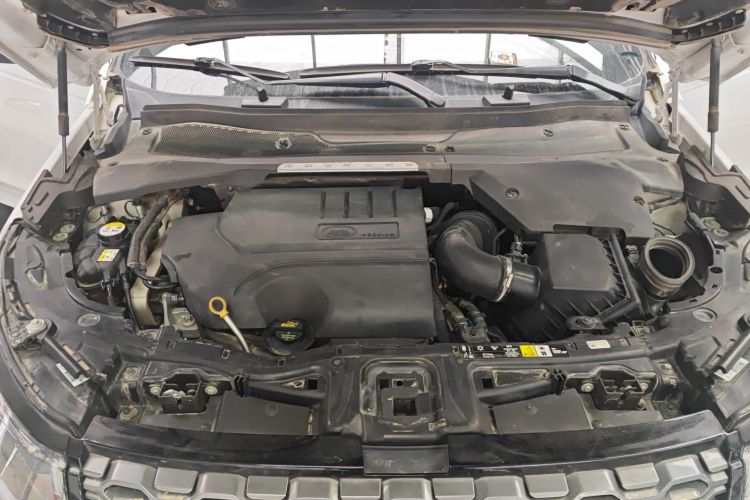 路虎 发现运动版 2020款 249PS R-Dynamic 性能版机舱底盘24