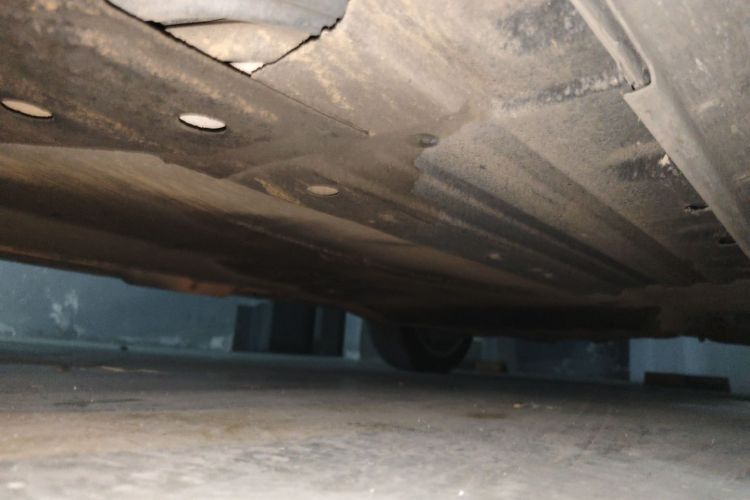 理想汽车 理想ONE 2021款 增程6座版局部细节9004