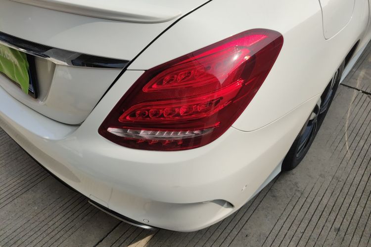 奔驰C级 2018款 C 200 运动版车身外观6006