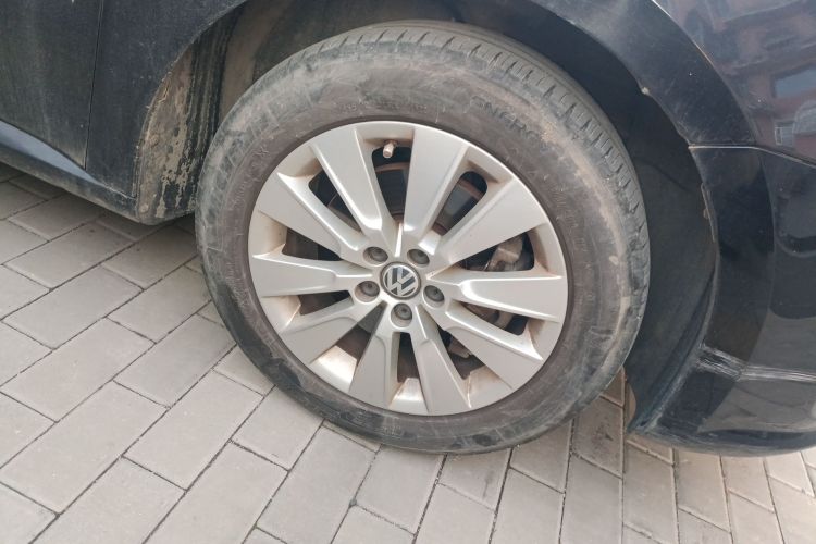 大众 朗逸 2013款 改款 1.4TSI DSG舒适版车身外观10