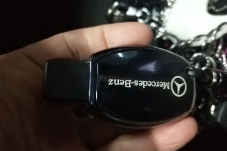 奔驰GLC 2016款 GLC 260 4MATIC 动感型中控内饰7001