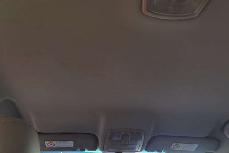 双龙 柯兰多 2011款 2.0T 柴油两驱自动豪华导航版局部细节22