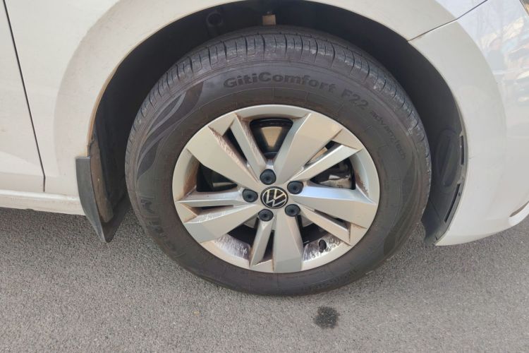 大众 Polo 2023款 改款 Plus 1.5L 自动纵情乐活版车身外观10