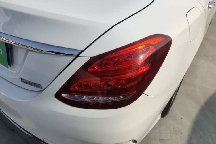 奔驰C级 2018款 C 180 L 时尚型运动版车身外观6006