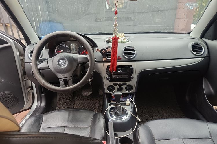 大众 朗逸 2011款 1.6L 自动品雅版中控内饰7002