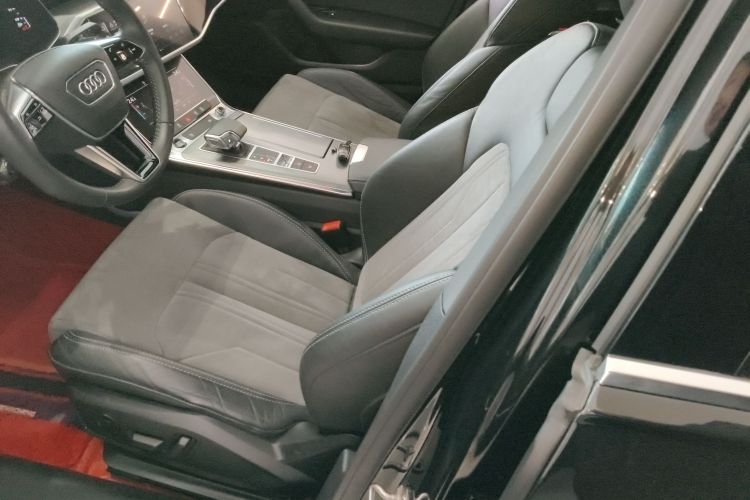 奥迪A6L 2021款 45 TFSI 臻选动感型中控内饰19