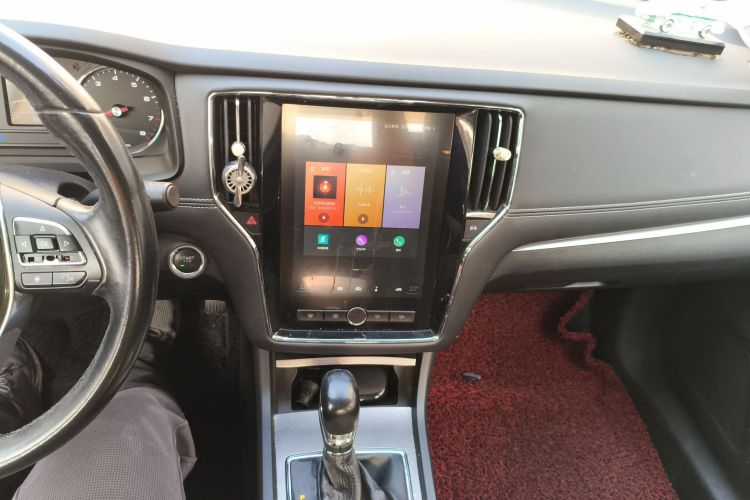 荣威i6 2017款 20T 自动互联网智享版中控内饰16