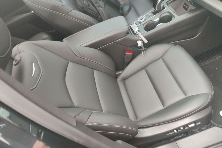 凯迪拉克XT4 2024款 28T 两驱豪华型局部细节41