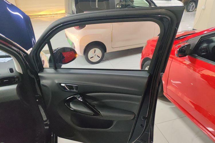 零跑汽车 零跑T03 2020款 400豪华版中控内饰42