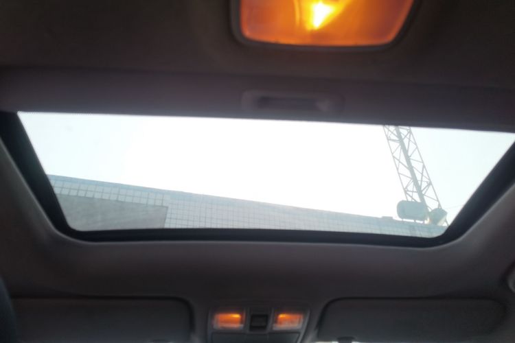 北京现代ix35 2015款 2.0L 自动两驱舒适型 国V中控内饰22