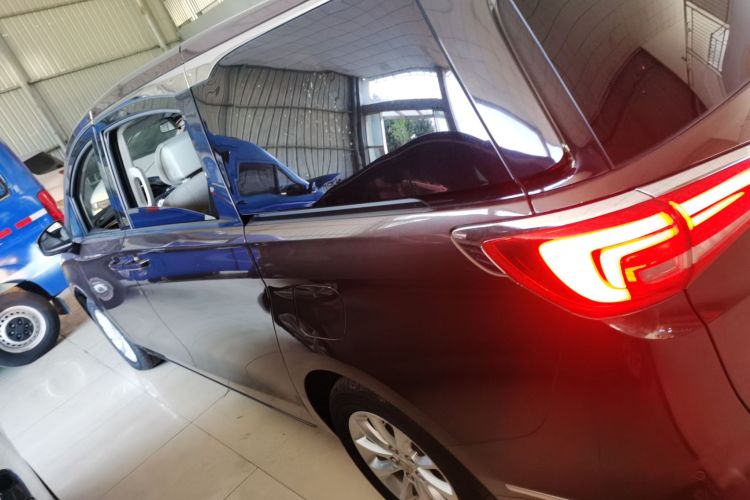 别克GL8 2017款 ES 28T 舒适型 国V车身外观6003