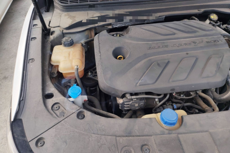 长安 锐程CC 2022款 蓝鲸版 1.5T DCT豪华型机舱底盘25