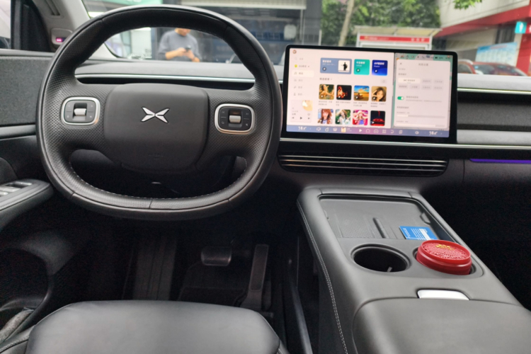 小鹏G6 2023款 755 超长续航 Max中控内饰7002