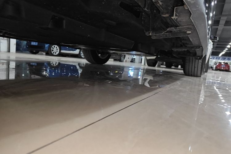 丰田 汉兰达 2026款 2.5L智能电混双擎两驱精英版 5座局部细节9002