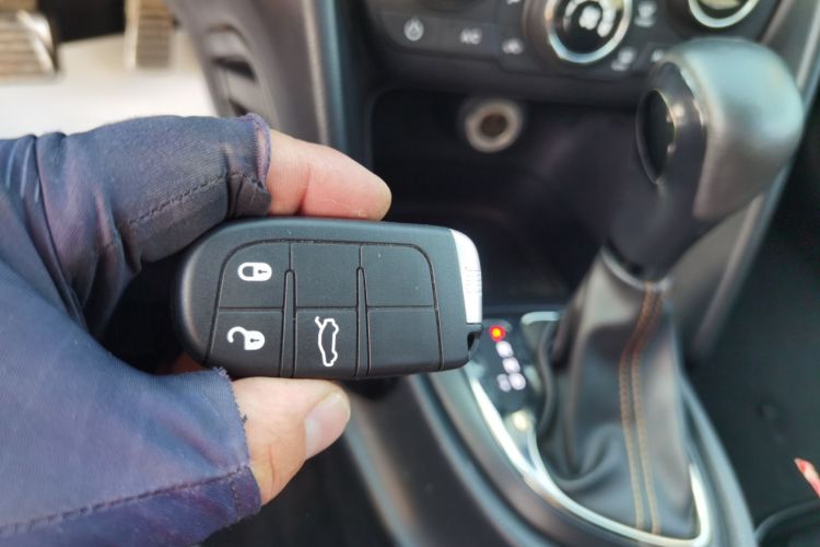 菲亚特 致悦 2014款 1.4T 自动运动版中控内饰11