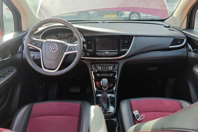 别克 昂科拉 2018款 18T 自动两驱都市精英型中控内饰7002