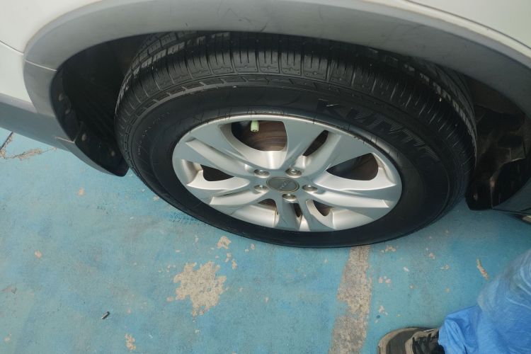 哈弗H6 2015款 改款 运动版 1.5T 手动两驱精英型车身外观6006