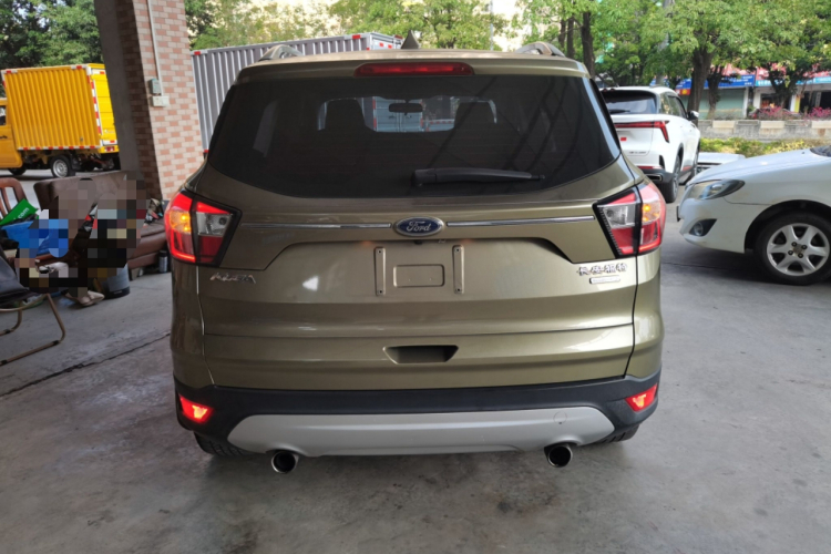 福特 翼虎 2017款 EcoBoost 180 两驱精翼型车身外观6