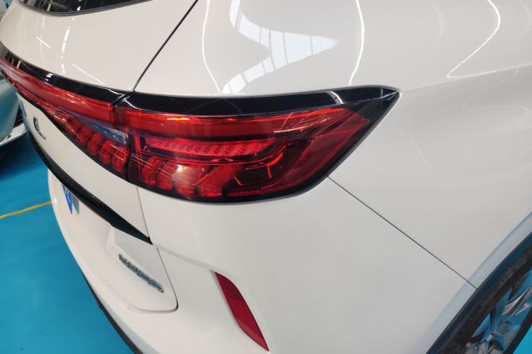 哈弗H6 2021款 第三代 1.5T 自动两驱Supreme+车身外观6006