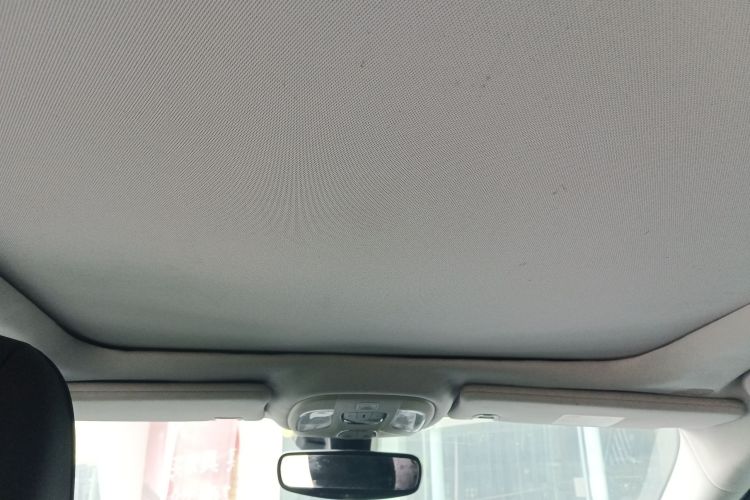 Jeep 指南者 2017款 200TS 自动高性能四驱版中控内饰22