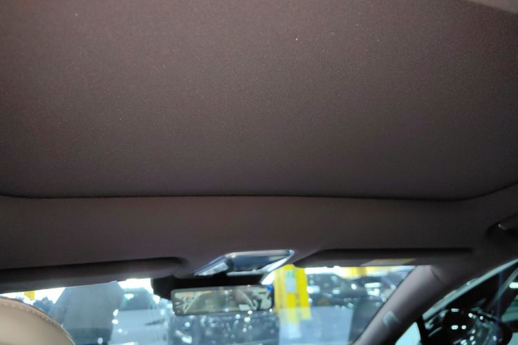 腾势Z9GT 2024款 1100四驱Max版中控内饰22