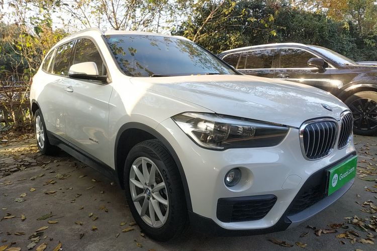 宝马X1 2018款 sDrive18Li 时尚型车身外观6002