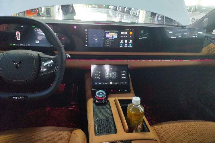 岚图汽车 岚图追光 2024款 PHEV 四驱超长续航行政版中控内饰16